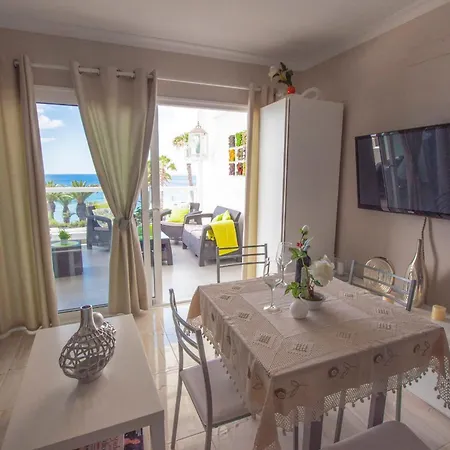 Casa Oceano On The Front Line With Amazing Sea Views アパート